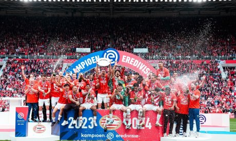 Ολλανδία: Πρωταθλήτρια η PSV Αϊντχόφεν μετά από έξι χρόνια