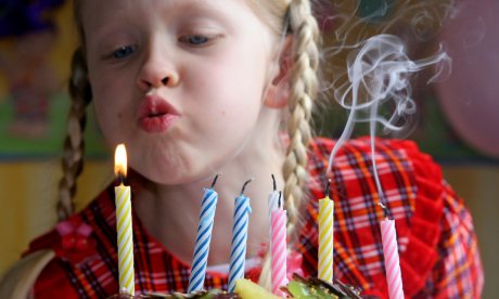 Τι είναι το «no gift birthday party» - Γιατί όλο και περισσότεροι γονείς το επιλέγουν