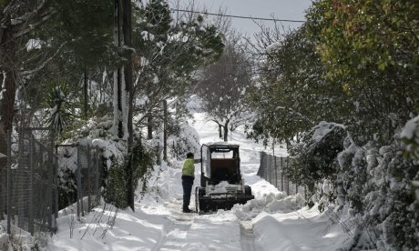 Καιρός: Έπεσαν τα πρώτα χιόνια - Έρχονται καταιγίδες και χαλάζι – Τι προβλέπουν οι μετεωρολόγοι