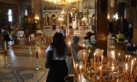 «Πόλεμος» στην Χριστιανοσύνη στην Ελλάδα: 600 περιστατικά επιθέσεων μέσα σε ένα χρόνο