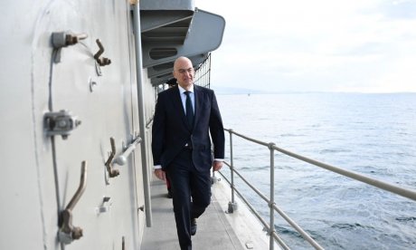 Δένδιας:Βάζει βαθιά το μαχαίρι σε υπερκοστολογήσεις για εκσυγχρονισμό ΜΕΚΟ - Εξοικονόμηση 610 εκατ.