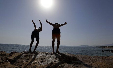 Καιρός: Σε συνθήκες καύσωνα η χώρα – Πότε θα φτάσει τους 41 βαθμούς η θερμοκρασία