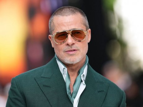 Ο Brad Pitt αποκαλύπτει ποιες δύο σταρ του έκοψαν την ανάσα και τον καταλαβαίνουμε απόλυτα