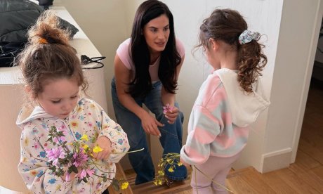 Τα μυστικά της Χριστίνας Μπόμπα για να διατηρεί την ενέργειά της ως μαμά διδύμων
