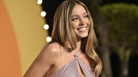 Πρώτα «κλείνεις» τη Sydney Sweeney και μετά τον επόμενο James Bond