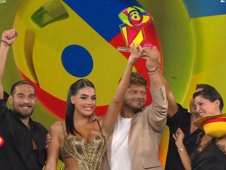 Ο Ντεντόπουλος κέρδισε το Big Brother: Η αποθέωση & η κίνηση της κοπέλας του Νίκου που σχολιάστηκε