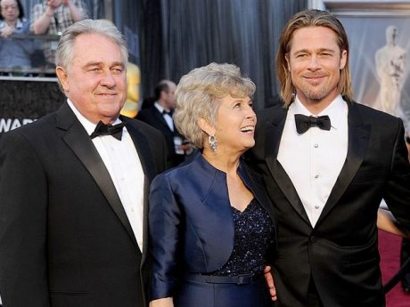 Έφυγε από τη ζωή η μητέρα του Brad Pitt, Jane σε ηλικία 84 ετών- Η πρώτη αντίδραση της οικογένειας