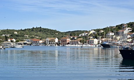 Μετά τη Σύμη, ακόμη δύο νησιά εξετάζουν εισιτήριο στους τουρίστες της μίας μέρας – Η τιμή του