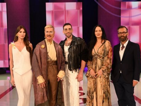 Η άβολη στιγμή στην πρεμιέρα του GNTM και τα επικά σχόλια στο Χ για: Καγιά, κριτές και 2 φαβορί
