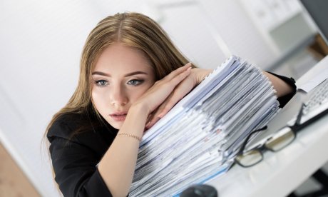 8 σημάδια ότι η εργασία σας είναι τοξική για την ψυχική σας υγεία