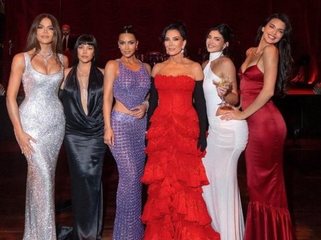 Kris Jenner: Ο μυστικός λόγος που κρατάει κοντά της τους πρώην των Kardashian