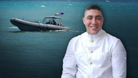 «Τον σκότωσαν και τον κρέμασαν για να φανεί αυτοκτονία» - Η μητέρα του λιμενικού σπάει τη σιωπή της