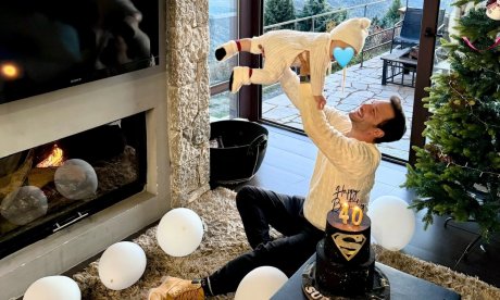 Γενέθλια με τον γιο του: Ο Ευθύμης Ζησάκης δείχνει την πιο όμορφη πλευρά της πατρότητας