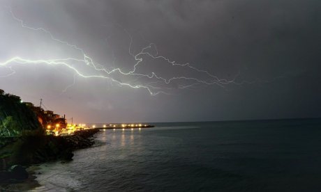 Καιρός: Προειδοποίηση Καλλιάνου για δυνατές καταιγίδες στην Αττική - «Κόκκινες» δύο περιοχές