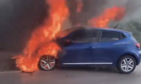 Σαμσουνσπόρ - ΑΕΚ: Στιγμές αγωνίας για Μουσάμπα - Άρπαξε φωτιά το αυτοκίνητο την ώρα που οδηγούσε