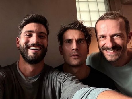 Οι 3 μπαμπάδες από το «Μπαμπά σ αγαπώ» μας συστήνουν τα παιδιά τους: Τα πρώτα πλάνα και η πρεμιέρα