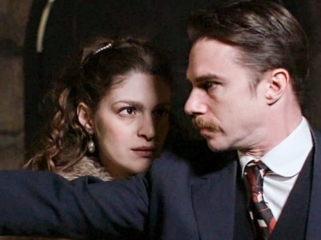 Οι 2 ερωτικές σκηνές του Grand Hotel προκάλεσαν αντιδράσεις και μία απορία για εγκυμοσύνη της Αλίκης