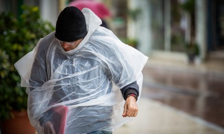 Καιρός: «Καμπανάκι» Αρναούτογλου για ισχυρούς ανέμους το επόμενο 48ωρο - Στο «κόκκινο» 4 περιοχές
