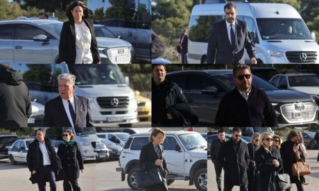 Γιώργος Παπαδάκης: Αυτή την ώρα η κηδεία στο Αποτεφρωτήριο Ριτσώνας - Εικόνες