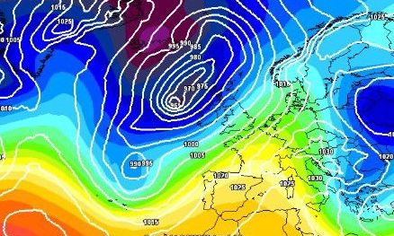 Τελικά πότε και πού θα χιονίσει; Κόντρα μετεωρολόγων για το αν θα δούμε... άσπρη μέρα