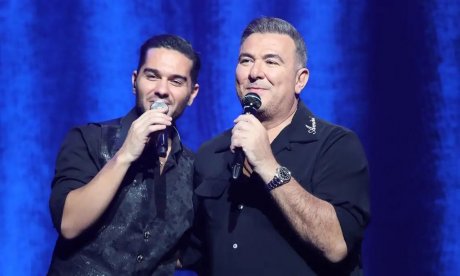 Αντώνης Ρέμος: Αναβάλλονται οι εμφανίσεις του με τον Χρήστο Μάστορα - Tι συνέβη