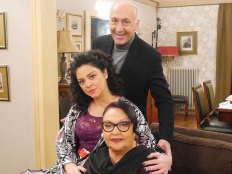 Η μεγάλη επιστροφή στο Σόι σου για τη Δήμητρα Στογιάννη και ο ρόλος έκπληξη του Αποστόλη Τότσικα