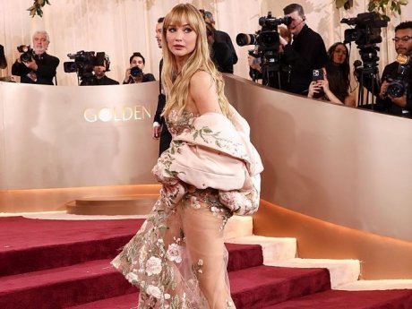 Golden Globes 2026: Διαχρονική λάμψη στο κόκκινο χαλί από τις μεγάλες stars