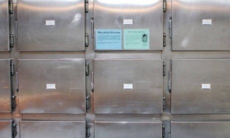 Body brokering: Ο τιμοκατάλογος της σκοτεινής βιομηχανίας των ΗΠΑ - Πώς πλουτίζουν από πτώματα