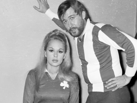 Ο γάμος της Αλίκης Βουγιουκλάκη με τον Δημήτρη Παπαμιχαήλ πριν 61 χρόνια: Το σπάνιο βίντεο