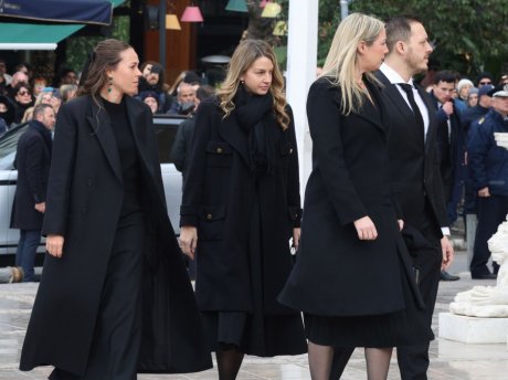 Το «αντίο» στην πριγκίπισσα Ειρήνη, η απουσία της Σαντάλ & η εμφάνιση Χρυσής - Νικόλαου