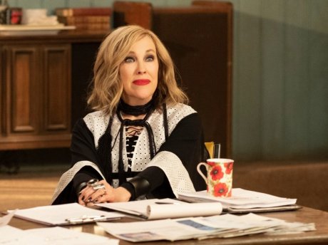 Catherine O’Hara: Η αιτία θανάτου της αποκαλύφθηκε - η σιωπηλή μάχη που έδωσε με τον καρκίνο