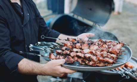 Καιρός: «Κλείδωσε» η κακοκαιρία της Τσικνοπέμπτης - Δύσκολο το ψήσιμο σε εξωτερικούς χώρους