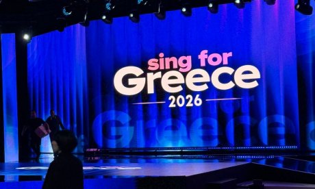 Sing for Greece: Το gossip-tv στη μεγάλη βραδιά! Η λούτρινη μασκότ, ένα ατύχημα & οι σικ παρουσίες