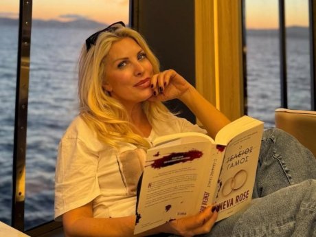 Η Ελένη Μενεγάκη απάντησε με τον πιο επικό  (και ξεκάθαρο) τρόπο στο αν επιστρέφει τηλεοπτικά ή όχι