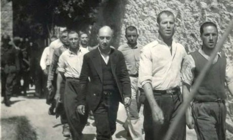 Καισαριανή - Η διαδρομή των ντοκουμέντων και η σημείωση «δολοφονία ομήρων» - Ειδικός αποκωδικοποιεί