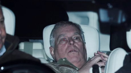 Η πρώτη φωτογραφία του έκπτωτου πρίγκιπα Άντριου: Ο τρόμος στα μάτια του