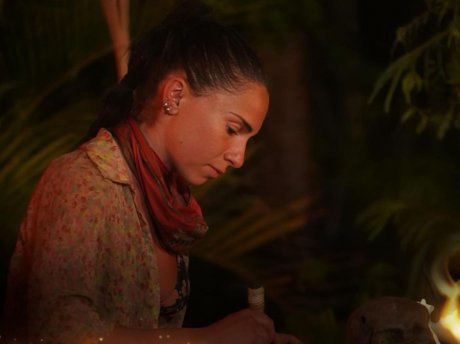 Η επιεικής έως και προκλητική τιμωρία των τριών στο Survivor και η αποχώρηση της Κέλλυς Μποφίλιου