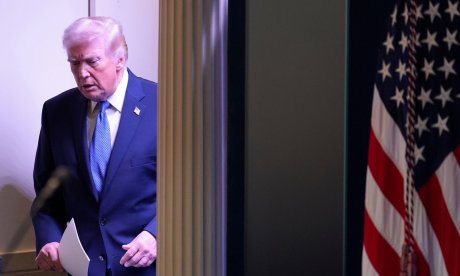 Ο Τραμπ αυξάνει τους παγκόσμιους δασμούς από 10% σε 15%, με άμεση ισχύ