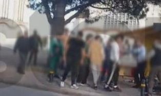 Άγριο λιντσάρισμα στη Γαστούνη: 20 Ρομά ισοπέδωσαν περίπτερο και τραυμάτισαν πατέρα και γιο