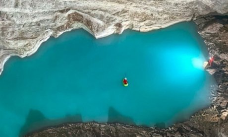 Η κολοσσιαία θερμική λίμνη «Νευρών» στα σύνορα Ελλάδας - Αλβανίας και η παραχώρησή της στα Τίρανα