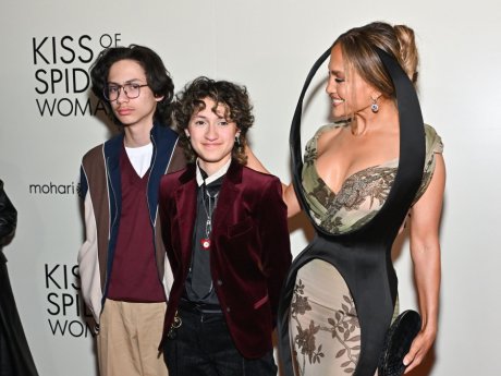 Jennifer Lopez: Συγκίνηση και περηφάνια στα 18α γενέθλια των δίδυμων παιδιών της