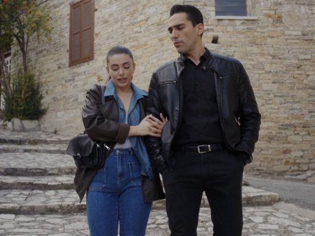 2 νέα ζευγάρια στη Γη της ελιάς και ένα διαζύγιο με αντάλλαγμα μία μικρή περιουσία