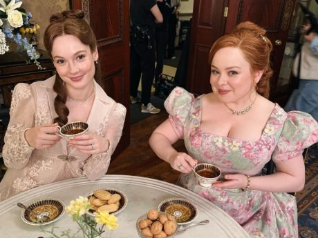 Ο τραγικός θάνατος στο τέλος της 4ης σεζόν του Bridgerton και το χάος που μας φέρνει στην 5η σέζον