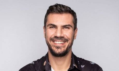 «Πλένουμε ή όχι το κρέας πριν το μαγειρέψουμε;», ο Πετρετζίκης λύνει την απορία! Μάθε και κάνε