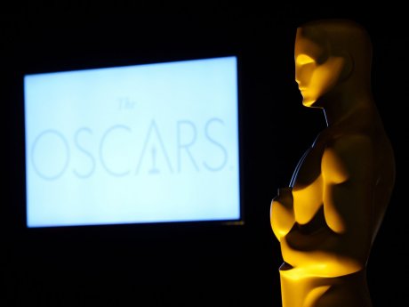 Oscars 2026: Τα φαβορί, το ρεκόρ-σοκ και η κούρσα που κρατάμε την ανάσα μας