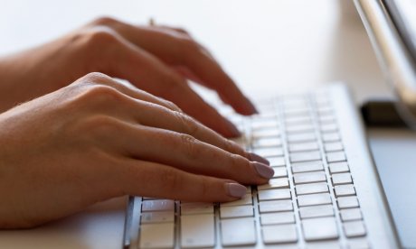 ΔΥΠΑ: Άνοιξε η πλατφόρμα για το voucher των 750 ευρώ