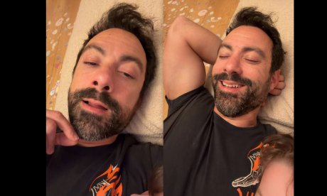 «Μπαμπά γιατί έχεις άσπρα μούσια;» – Η απολαυστική ερώτηση στον Σάκη Τανιμανίδη και τα επικά σχόλια