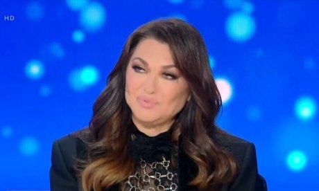 J2US–Γαρμπή: «Έπρεπε να το παίξετε ερωτευμένοι! Το τραγούδι το λέω με τον Διονύση και λιώνουμε»