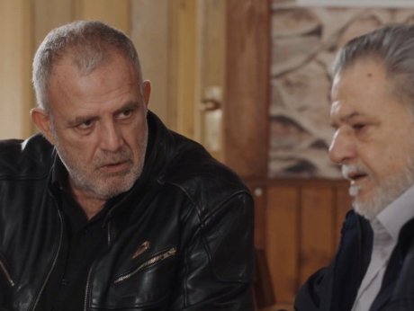 Ένα μωρό διχάζει δύο οικογένειες στη Γη της ελιάς και χωρίζει δύο ζευγάρια