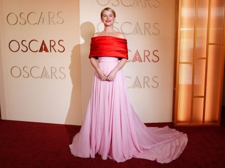 Oscars 2026: Η Jessie Buckley & οι υπόλοιπες fashion εμφανίσεις που ξεχωρίσαμε από το κόκκινο χαλί